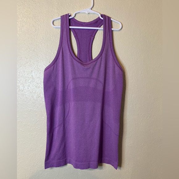 lululemon athletica Tops - Lululemon Swiftly tank top